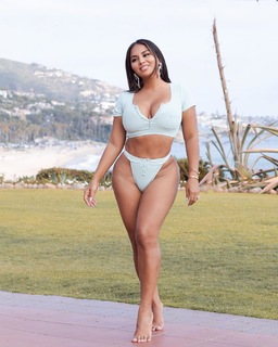 Dolly Castro feet photo 15