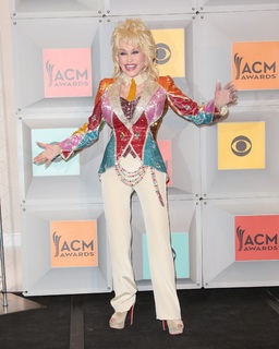 Dolly Parton feet photo thumbnail