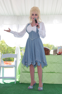 Dolly Parton feet photo thumbnail