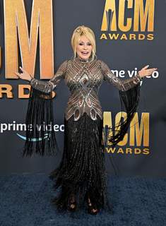 Dolly Parton feet photo thumbnail