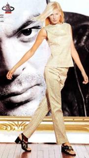 Dolores Barreiro feet photo 10