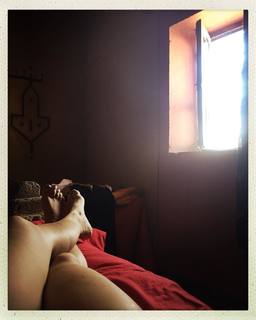 Dolores Fonzi feet photo 6