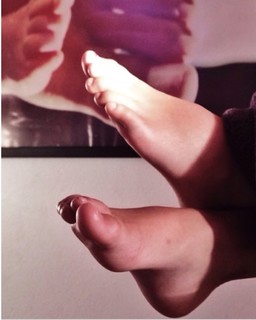 Dolores Heredia feet photo 8
