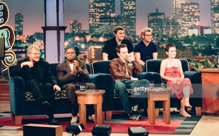 Dolores O'Riordan feet photo thumbnail