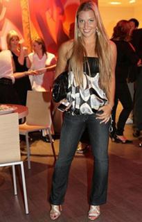 Dominika Cibulková feet photo thumbnail