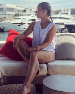 Dominika Cibulková feet photo thumbnail