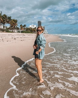 Dominika Cibulková feet photo thumbnail