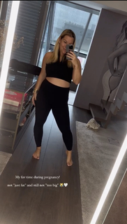 Dominika Cibulková feet photo thumbnail