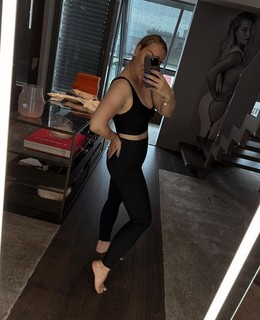 Dominika Cibulková feet photo thumbnail