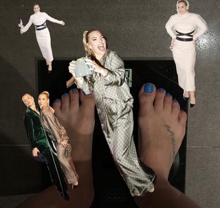 Dominika Cibulková feet photo thumbnail