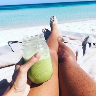Dominika Paleta feet photo thumbnail