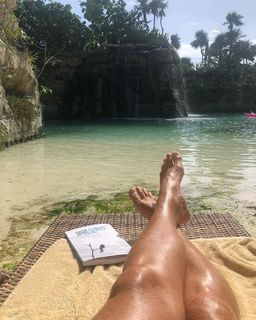Dominika Paleta feet photo thumbnail