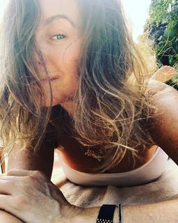 Dominika Paleta feet photo thumbnail