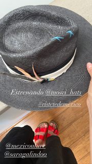 Dominika Paleta feet photo thumbnail