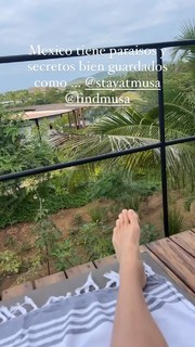 Dominika Paleta feet photo thumbnail