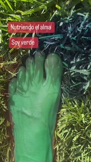 Dominika Paleta feet photo thumbnail