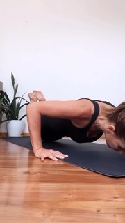 Dominika Paleta feet photo thumbnail