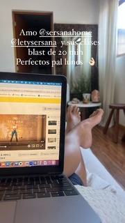 Dominika Paleta feet photo thumbnail