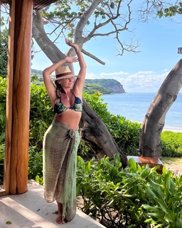 Dominika Paleta feet photo thumbnail