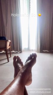 Dominika Paleta feet photo thumbnail