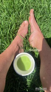 Dominika Paleta feet photo thumbnail