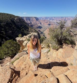 Dominika Paleta feet photo thumbnail
