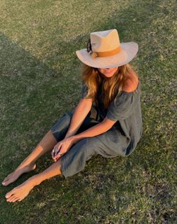 Dominika Paleta feet photo 9