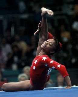 Dominique Dawes feet photo 1