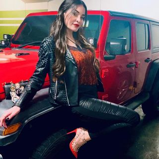 Dominique Hourani feet photo 3