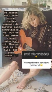 Dominique van Hulst feet photo 7