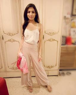 Donal Bisht feet photo 20