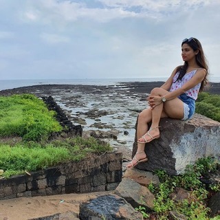 Donal Bisht feet photo 17