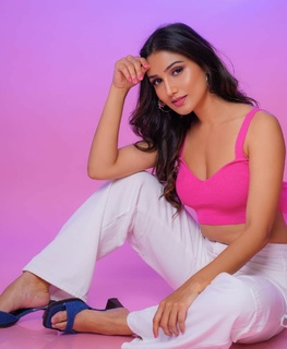 Donal Bisht feet photo 8