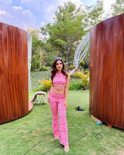 Donal Bisht feet photo 18