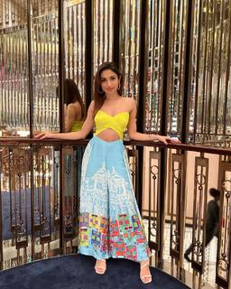 Donal Bisht feet photo 3