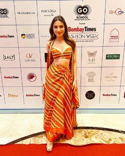 Donal Bisht feet photo 19