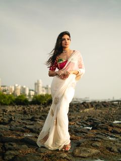 Donal Bisht feet photo 10