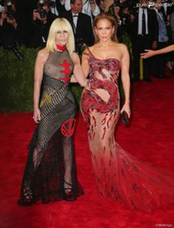 Donatella Versace feet photo 16