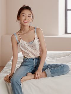 Dongyu Zhou feet photo 7