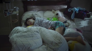 Dongyu Zhou feet photo 1