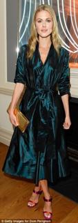 Donna Air feet photo 5