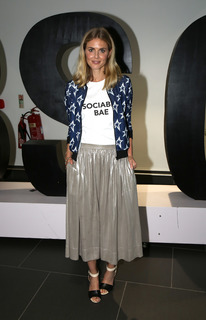 Donna Air feet photo 8