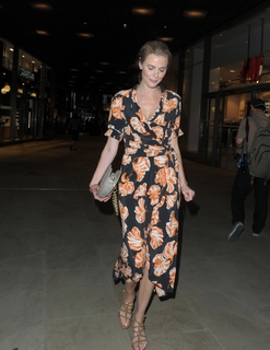 Donna Air feet photo 6