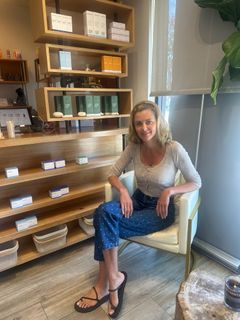 Donna Air feet photo 4