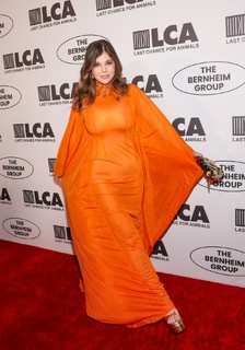 Donna D'Errico feet photo thumbnail