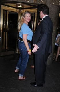 Donna Dixon feet photo 3
