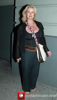 Donna Dixon feet photo 2