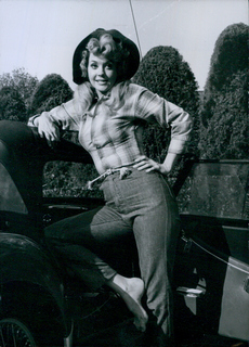 Donna Douglas feet photo 14