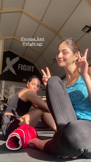 Donna Emam feet photo 11