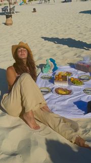 Donna Emam feet photo 20